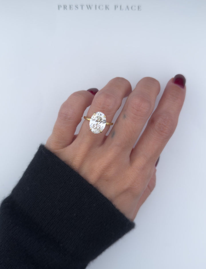 Oval 4.5ct Lab-Grown Diamond- VS1