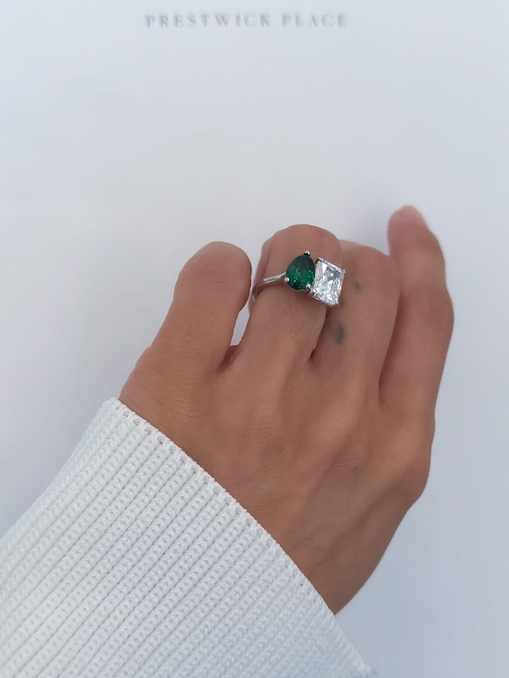 Emerald Two-Stone 4.0ct