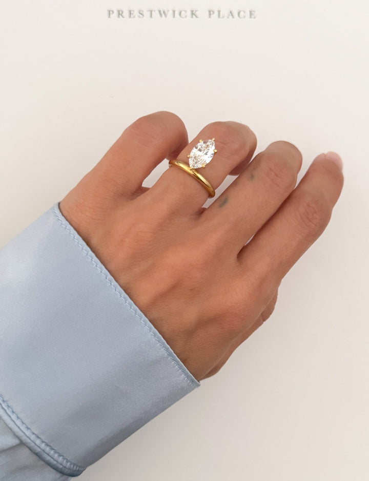 Augustus Solitaire 1.60ct - Marquise Lab-Diamond