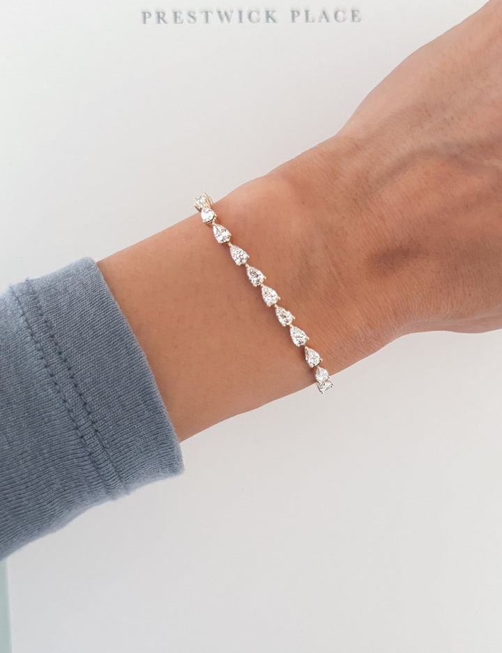5.6ct Pear Lab Diamond Tennis Bracelet