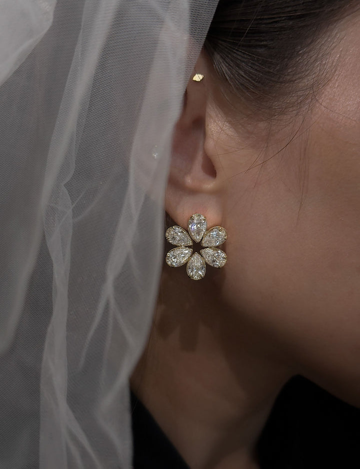 10.8ct Flower Earring | Lab Diamond