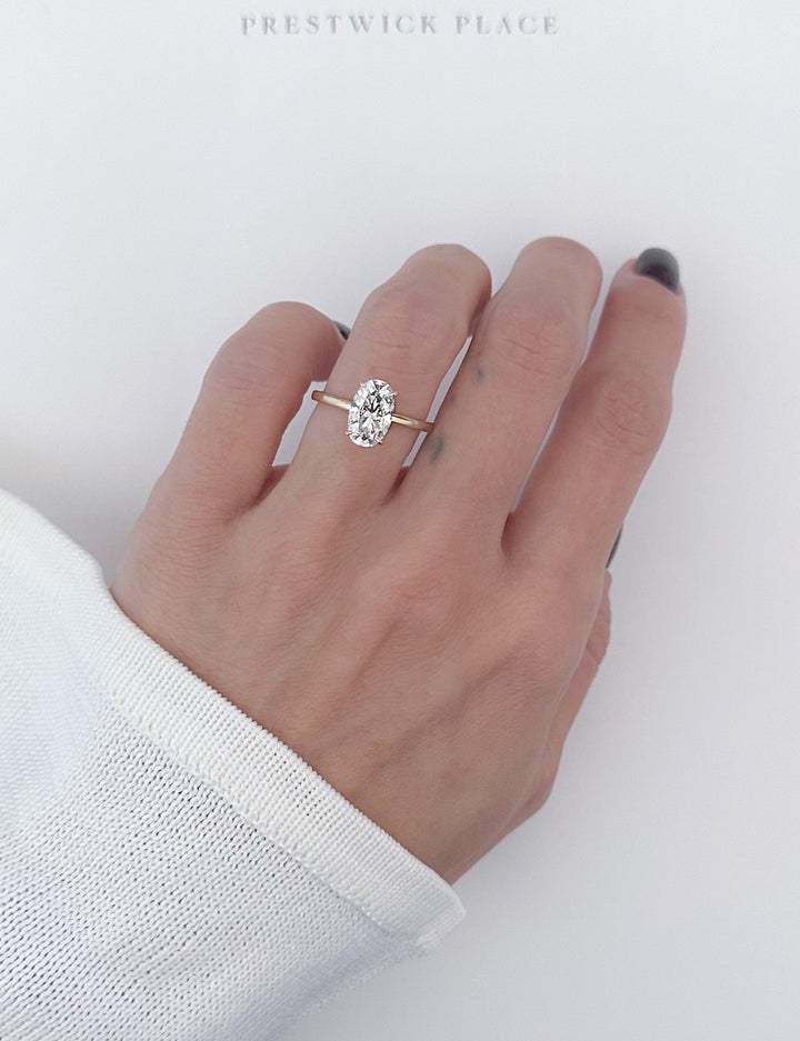 Skinny Oval 2.08ct