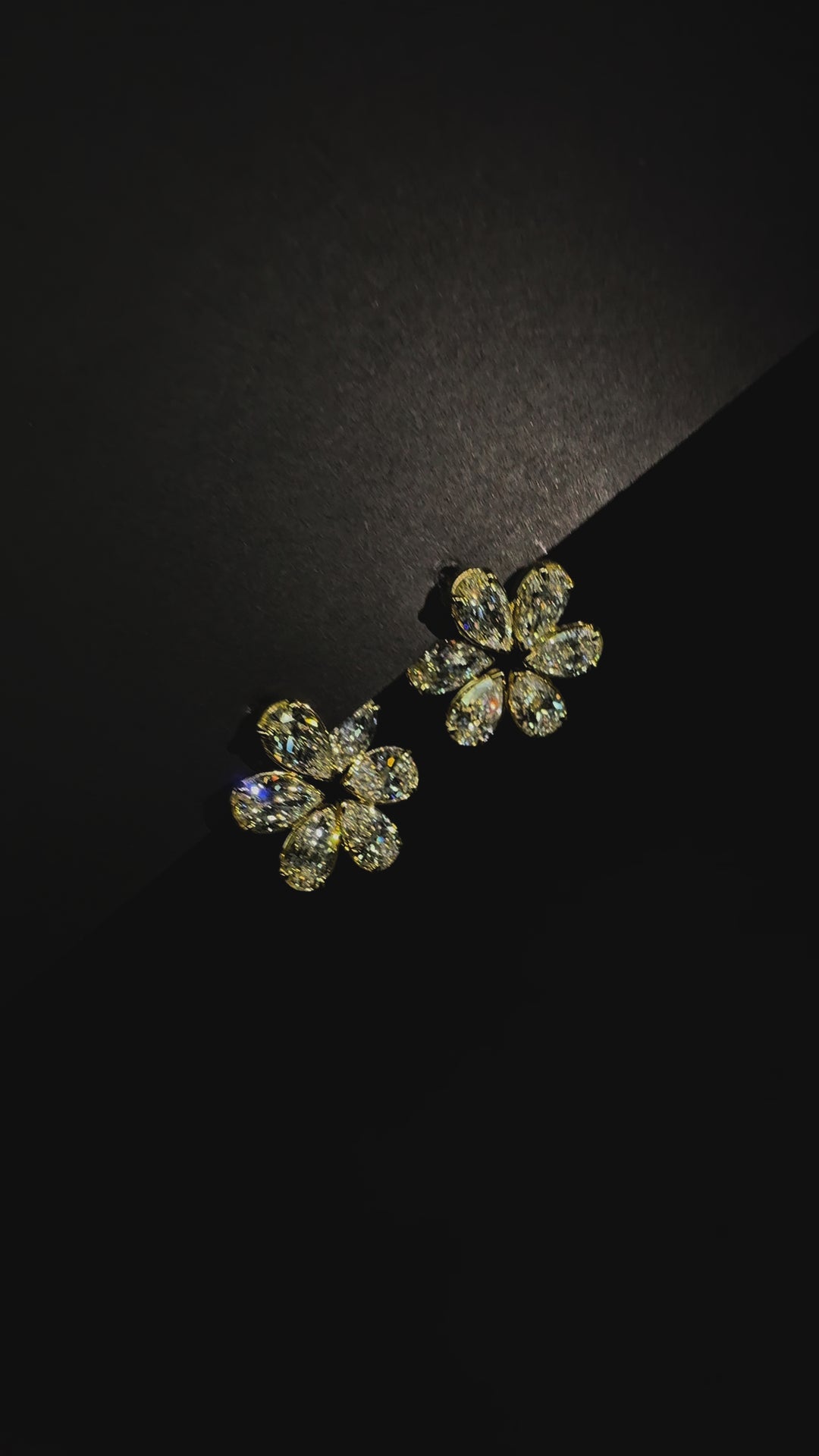 10.8ct Flower Earring | Lab Diamond