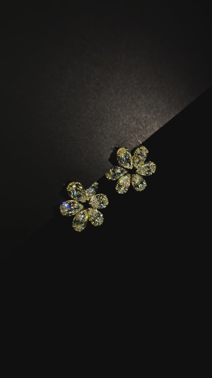 10.8ct Flower Earring | Lab Diamond