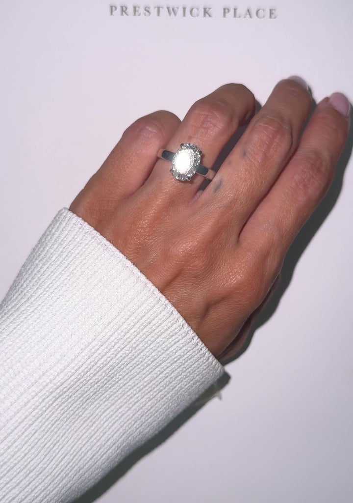 Oval 3.5ct Lab-Grown Diamond- VVS1