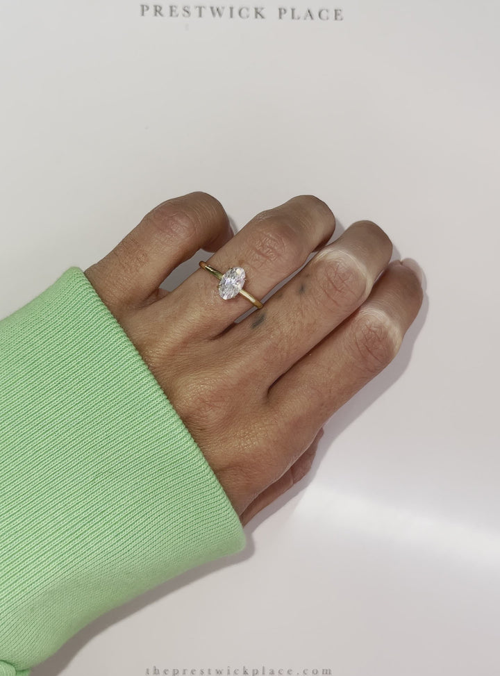 Skinny Oval 1.13ct