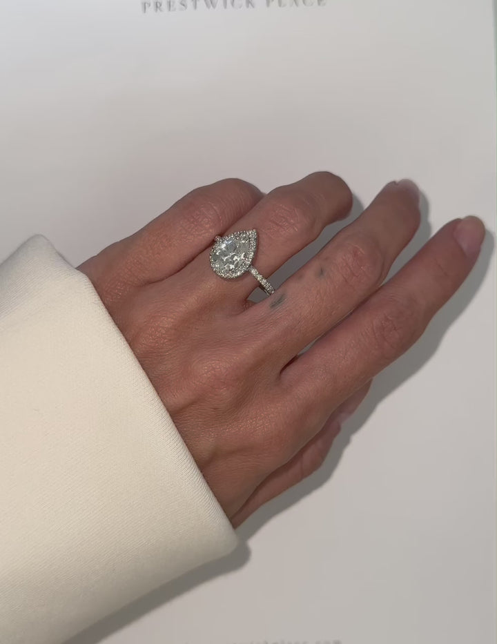Pear 2.10ct
