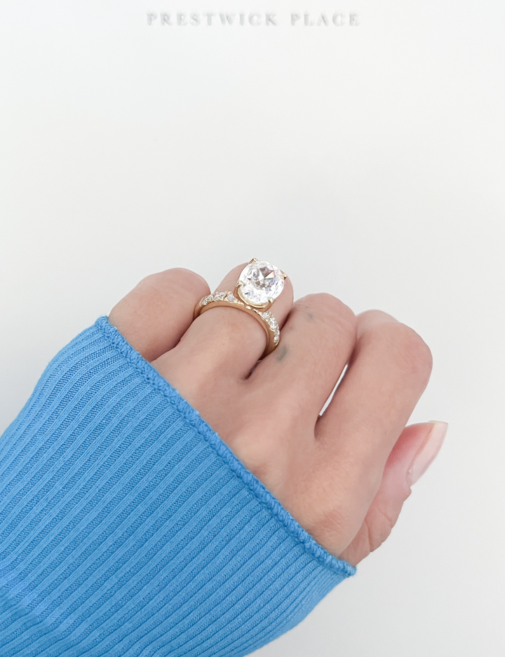 Crushed Ice Oval 4.65ct