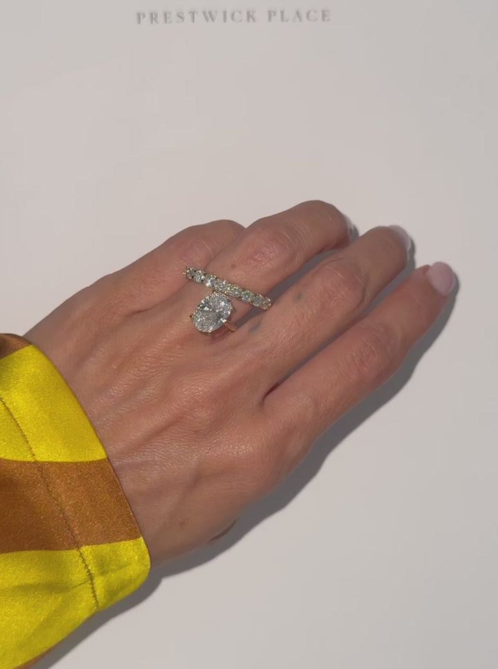 January Twist Ring 3.70ct - Lab-Diamond