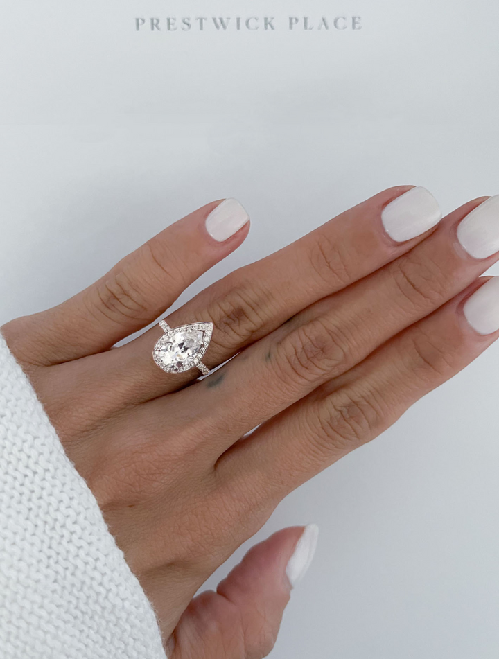 Pear 2.10ct