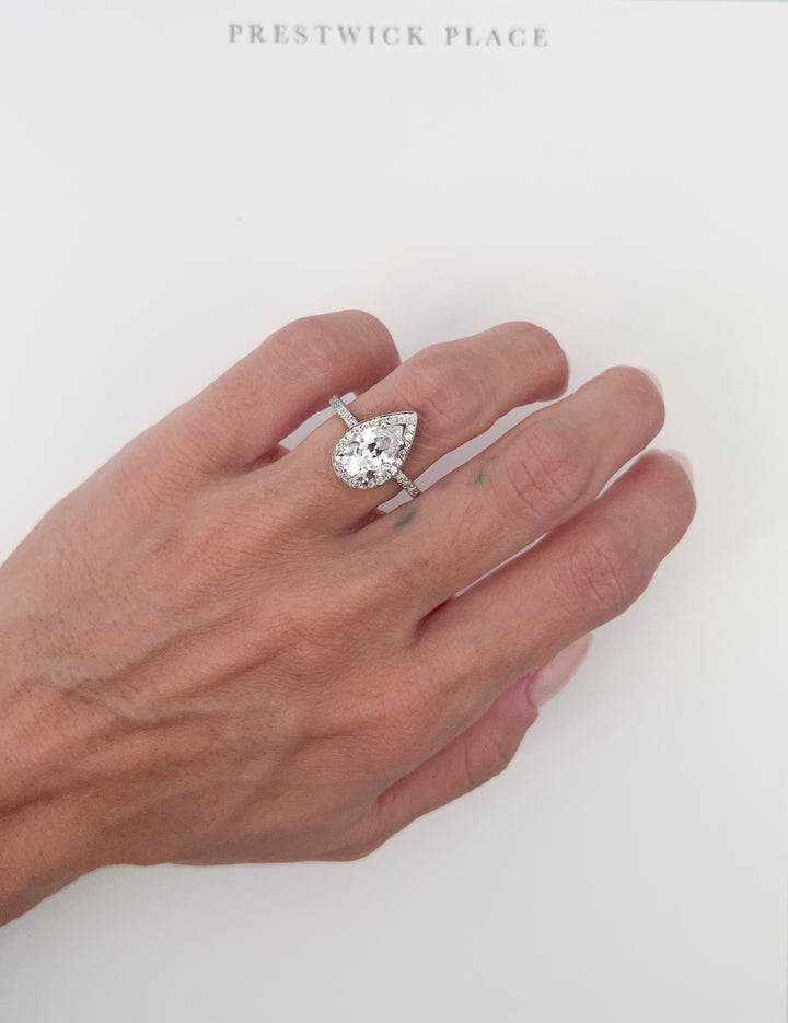 Pear 2.10ct