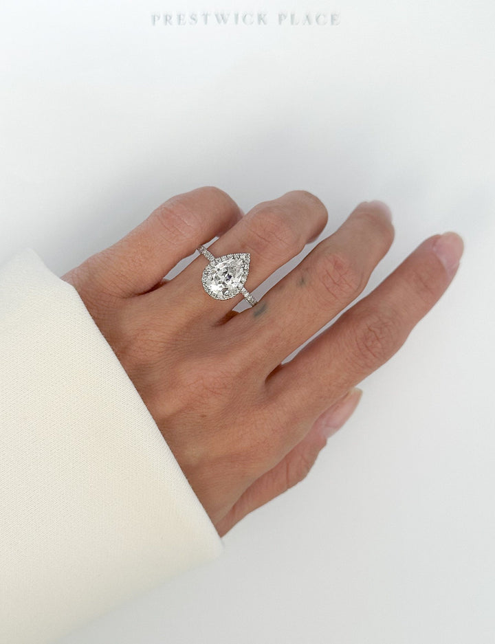 Pear 2.10ct