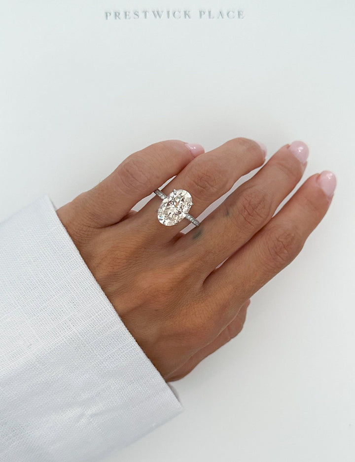 Skinny Oval 5.10ct