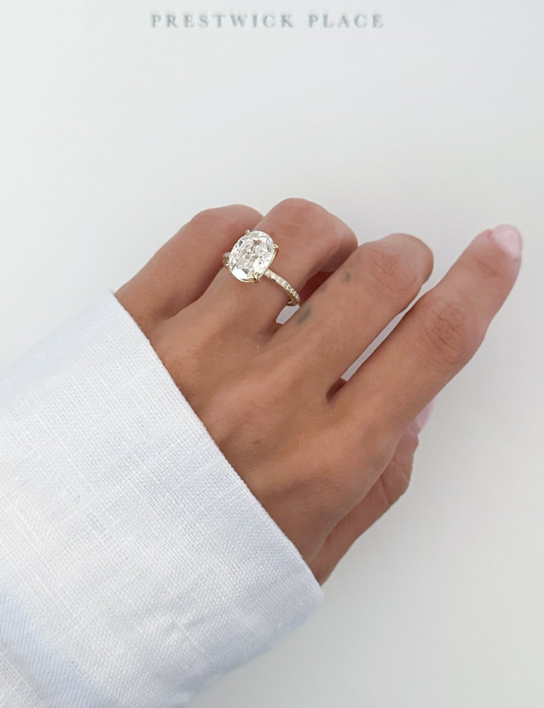 Skinny Crushed Ice Oval 3.75ct