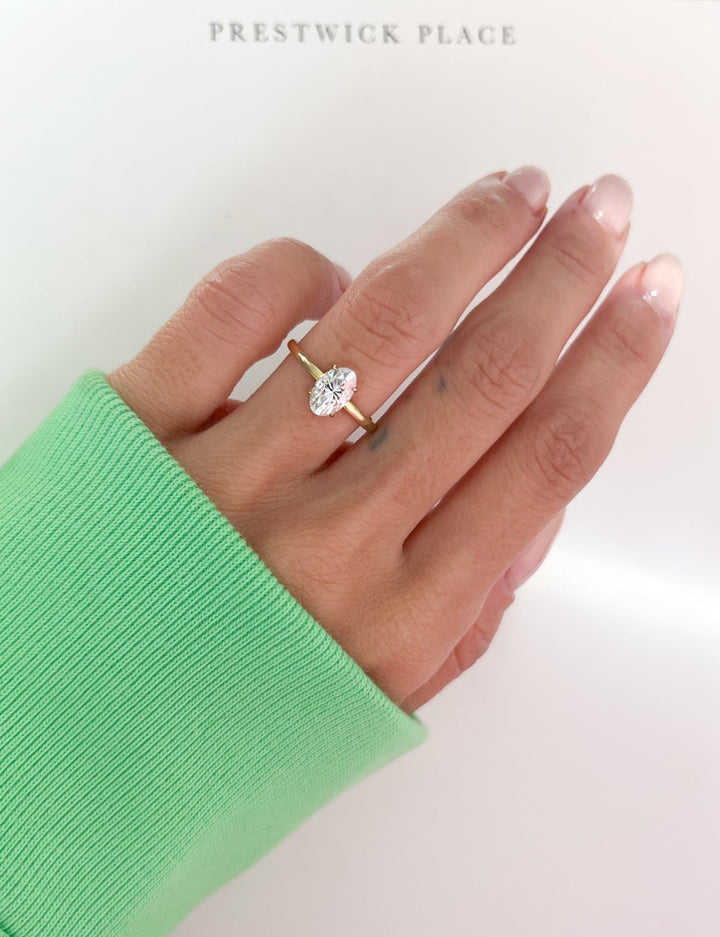 Skinny Oval 1.13ct