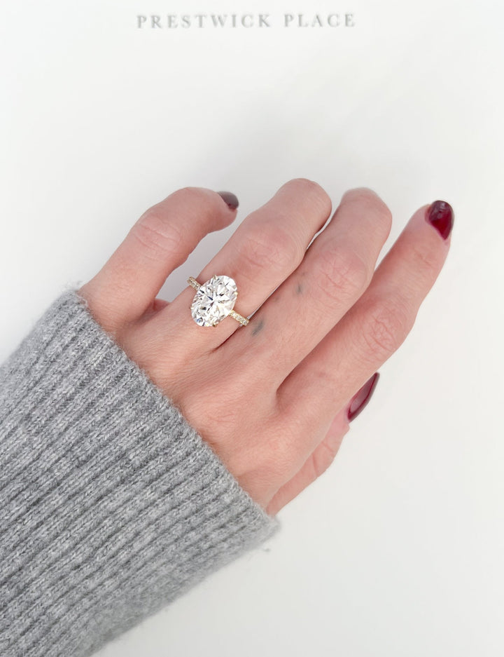 Skinny Oval 4.40ct