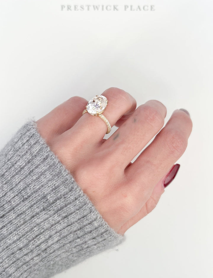 Skinny Oval 4.40ct