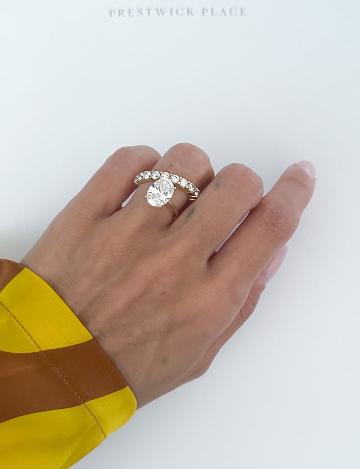 January Twist Ring 3.70ct - Lab-Diamond
