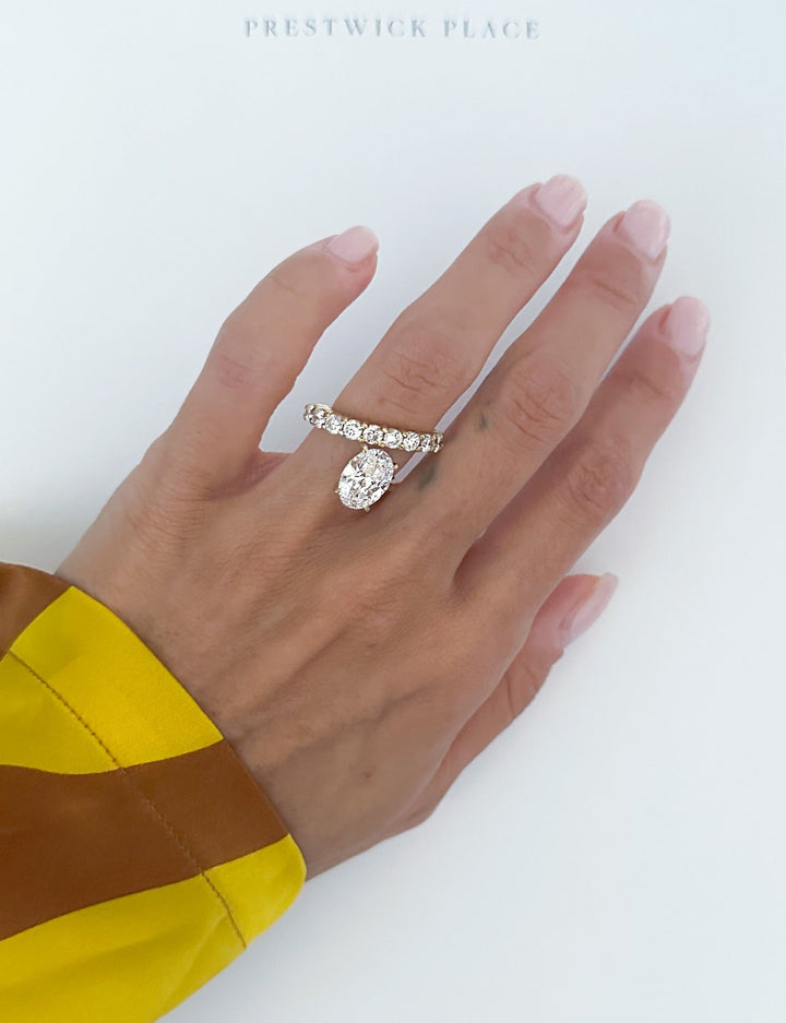 January Twist Ring 3.70ct - Lab-Diamond