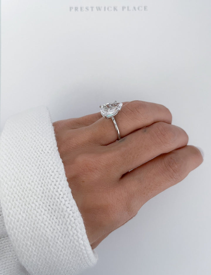 Pear 2.10ct
