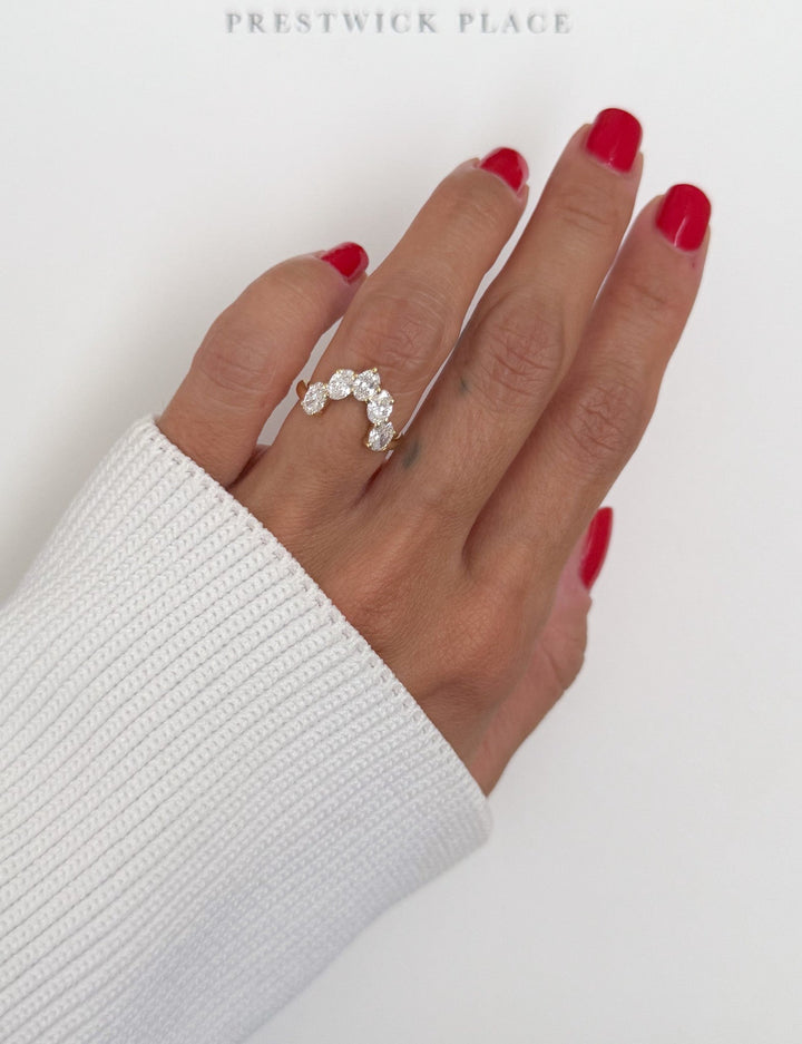 1.30ct Oval Lab-Diamond Crown Band