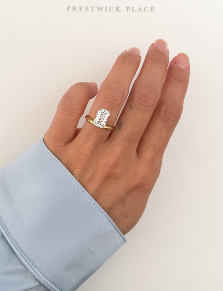 Augustus Solitaire 3.0ct - Emerald Lab-Diamond