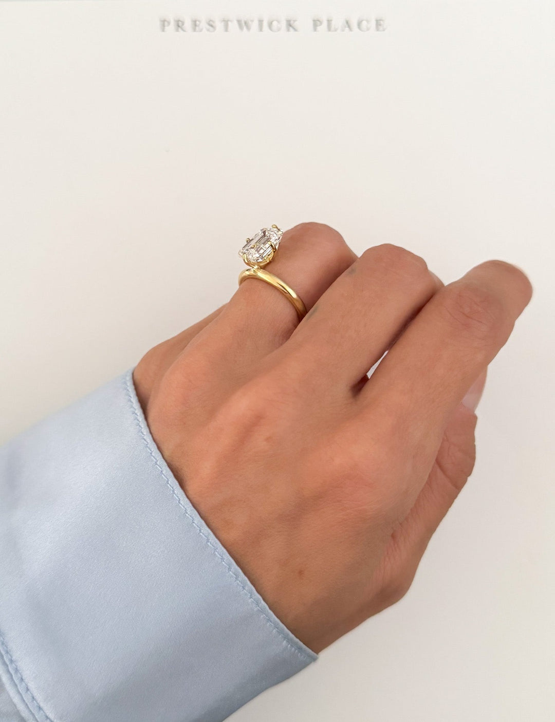 Augustus Solitaire 3.0ct - Emerald Lab-Diamond