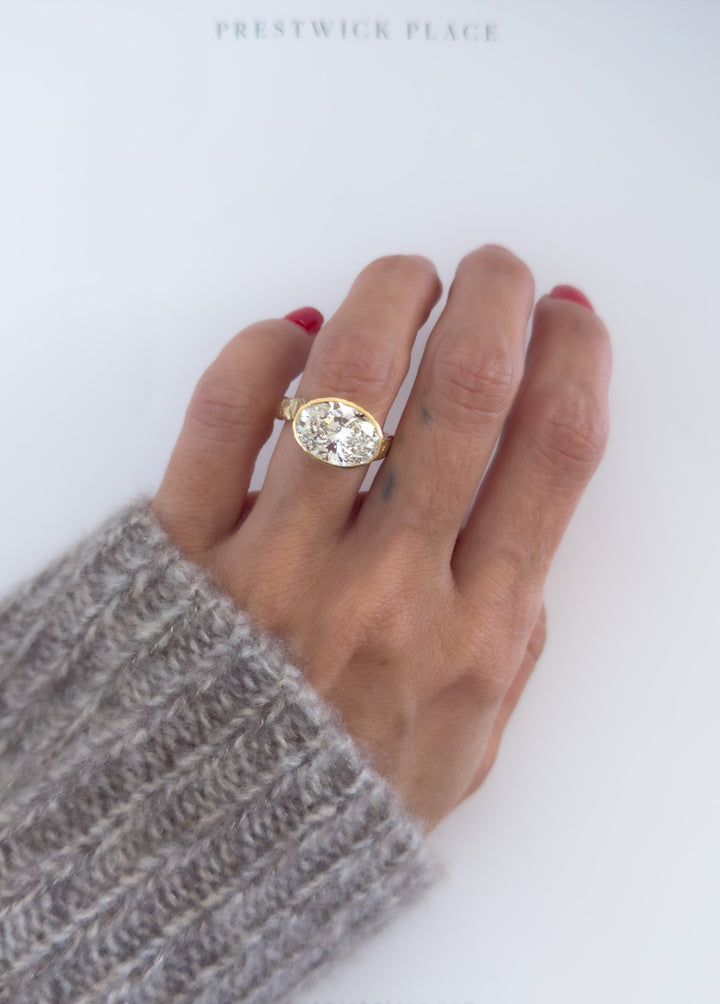 5.0ct Hammered Oval Diamond