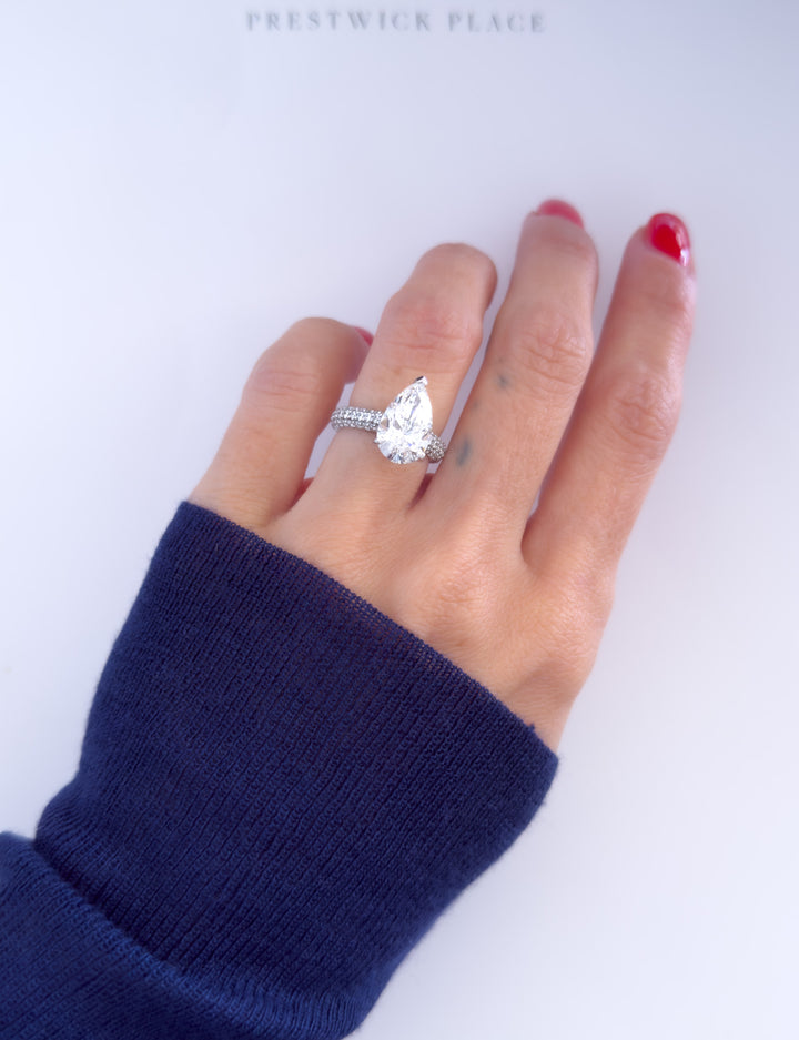 4.0ct Sovereign Pear