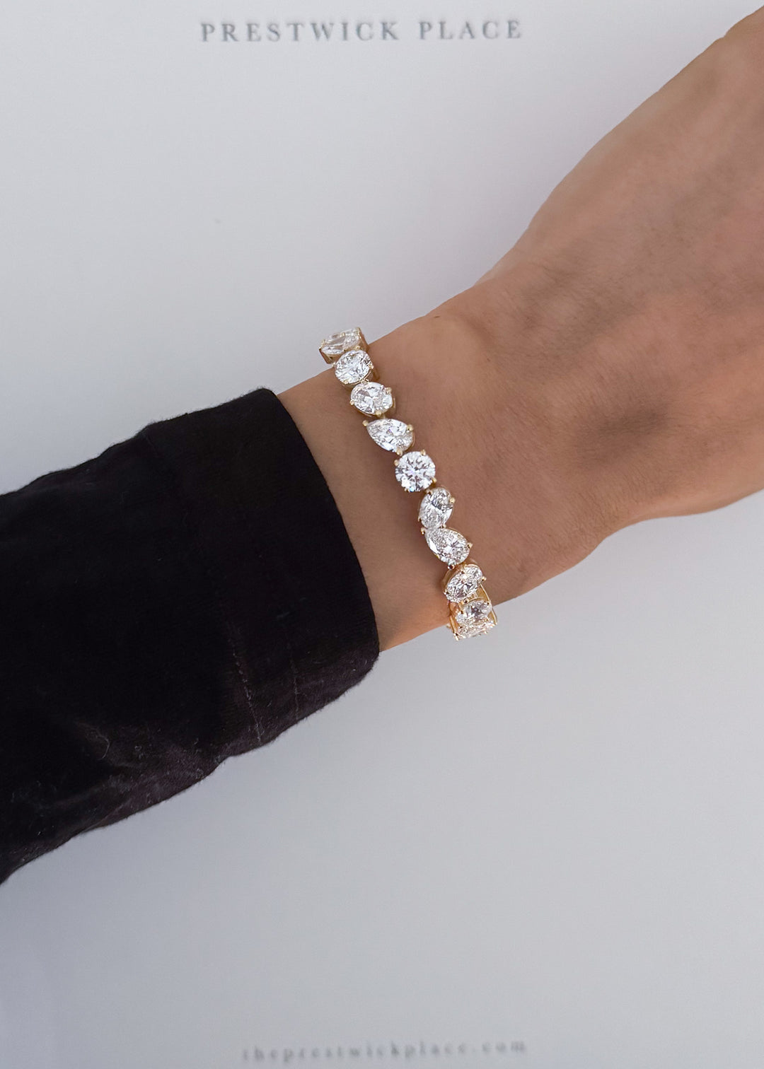 Tour De Tennis Bracelet - Lab Diamond