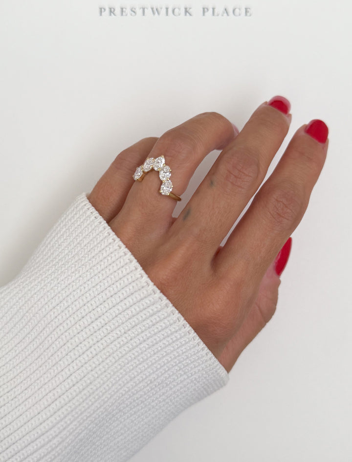1.30ct Oval Lab-Diamond Crown Band