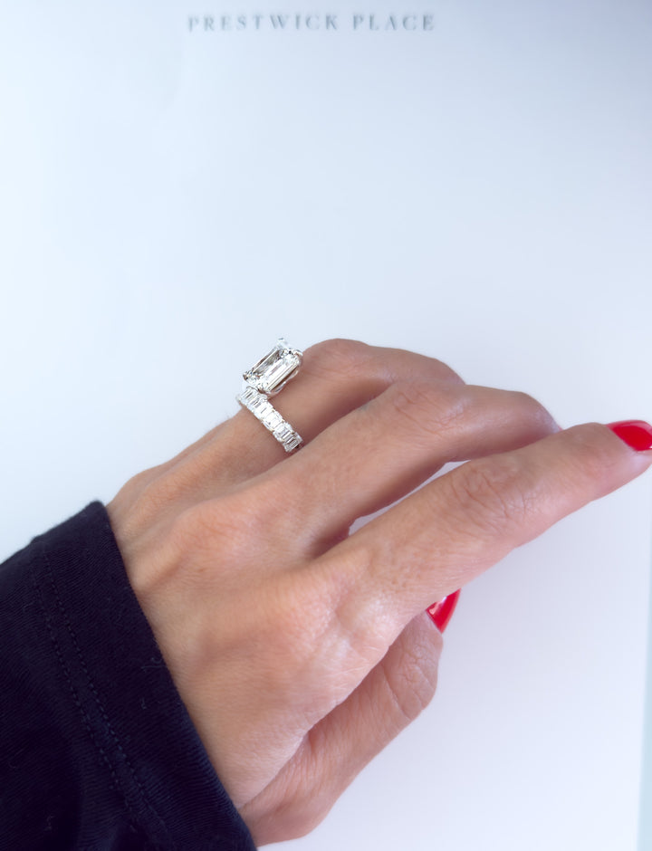 Augustus Solitaire 4.5ct with Diamond Band - Emerald Cut Lab-Diamond