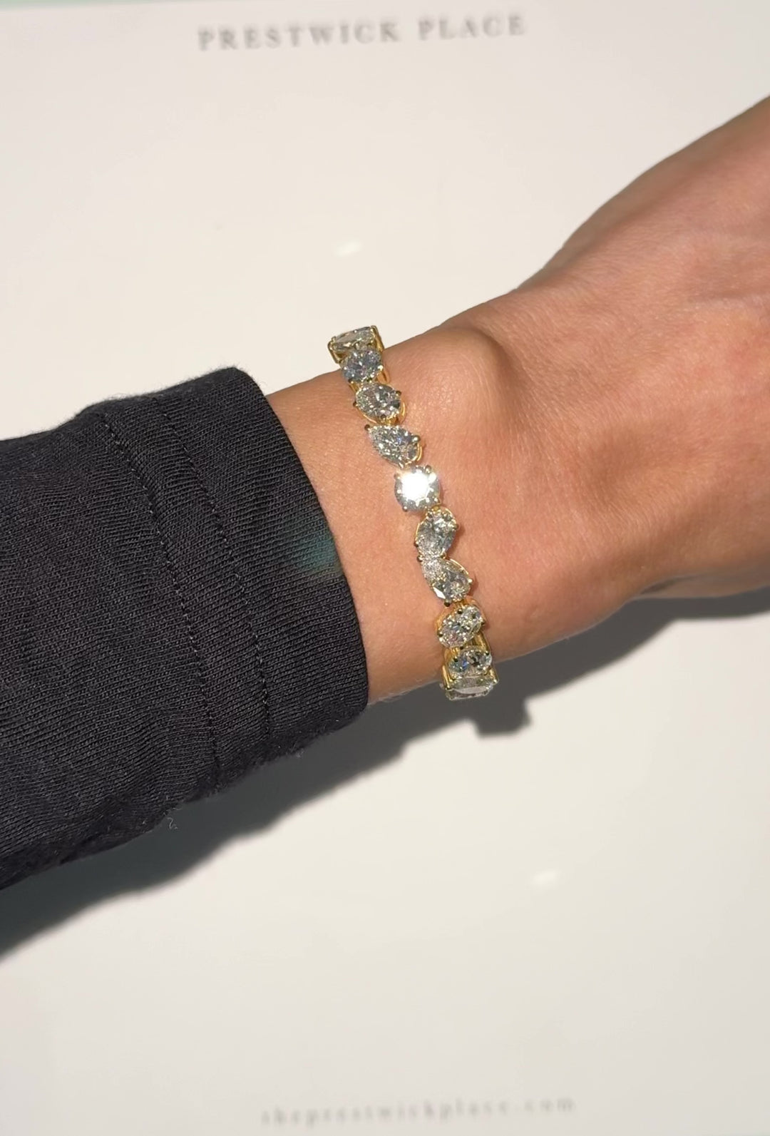 Tour De Tennis Bracelet - Lab Diamond