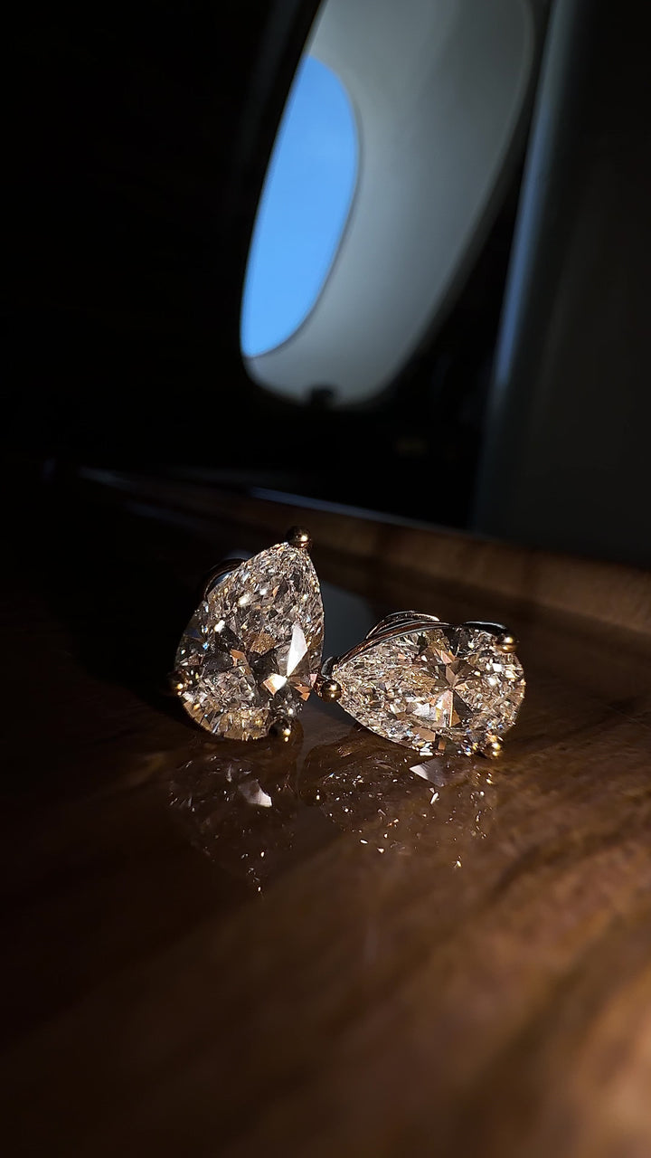 4.0ct Pair | Pear Diamond Earrings