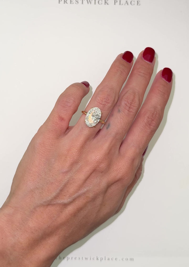 Oval 4.0ct Lab-Grown Diamond- VS1
