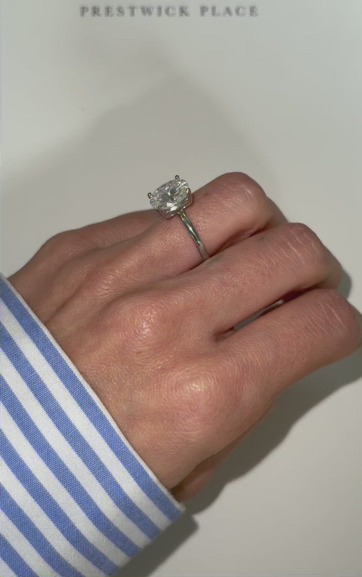 Oval 3.00ct