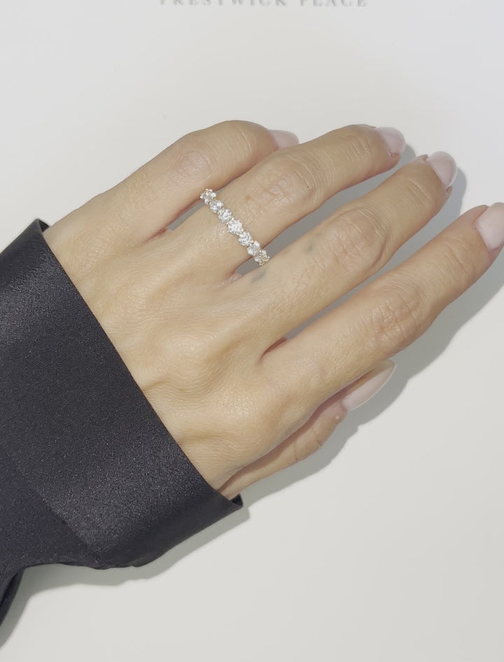 Mini Round Wedding Band 2.0ct - Lab Diamond