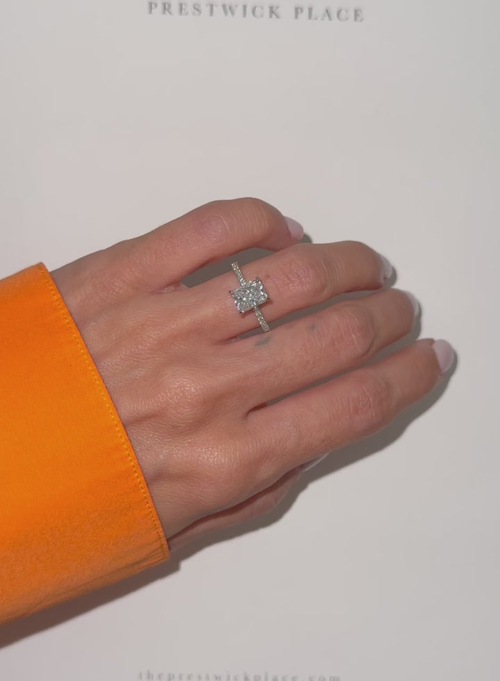Radiant 2.5ct Lab-Grown Diamond- VS1