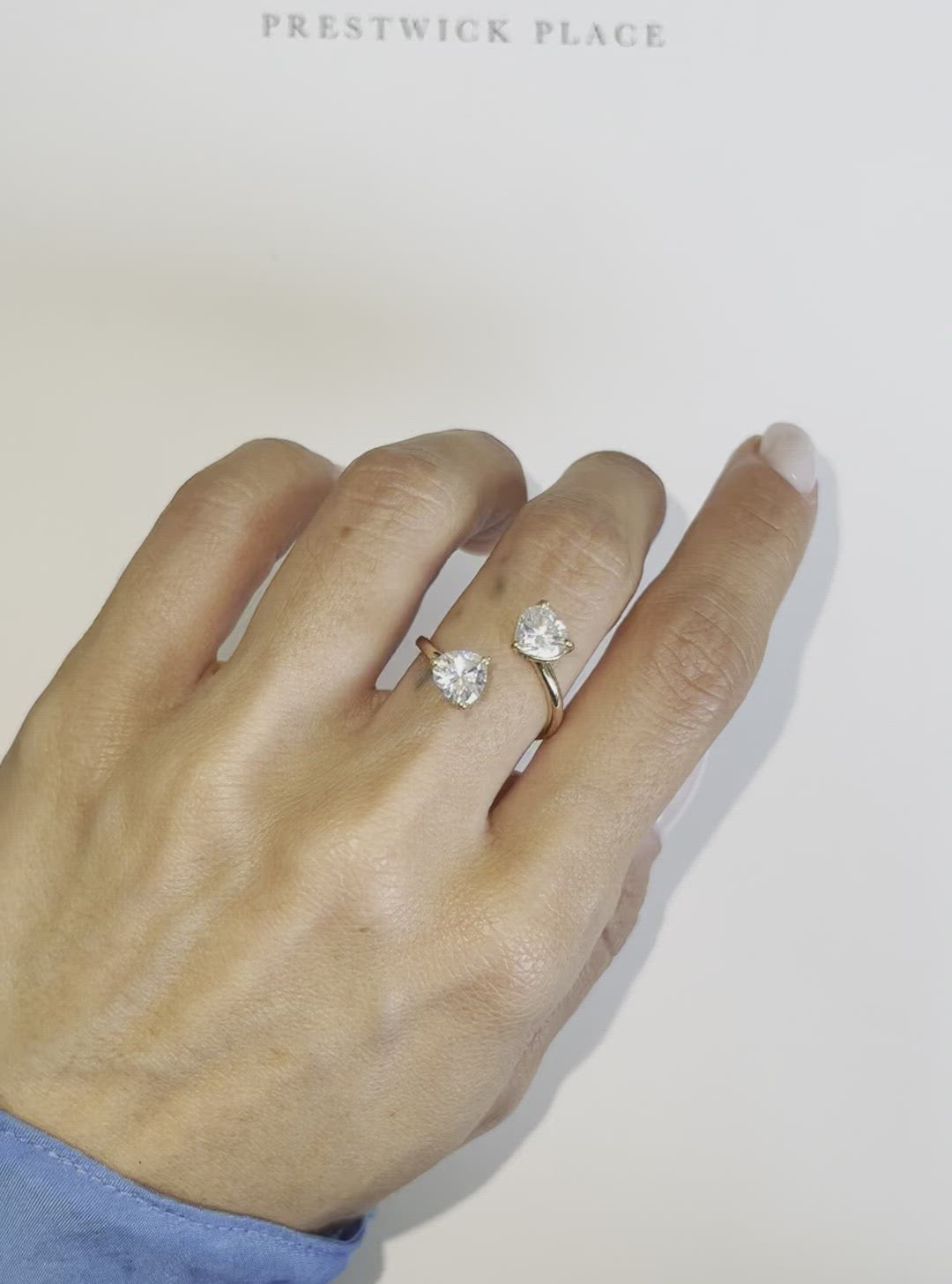 Lovestory Two-Stone Heart 2.0ct