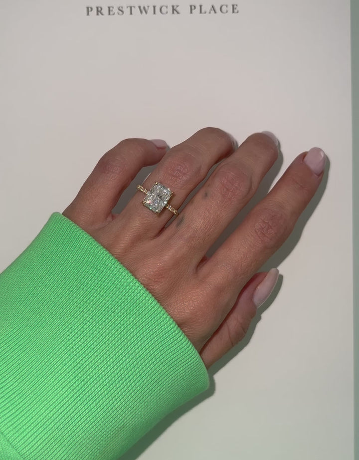 Radiant Cut 1.8ct