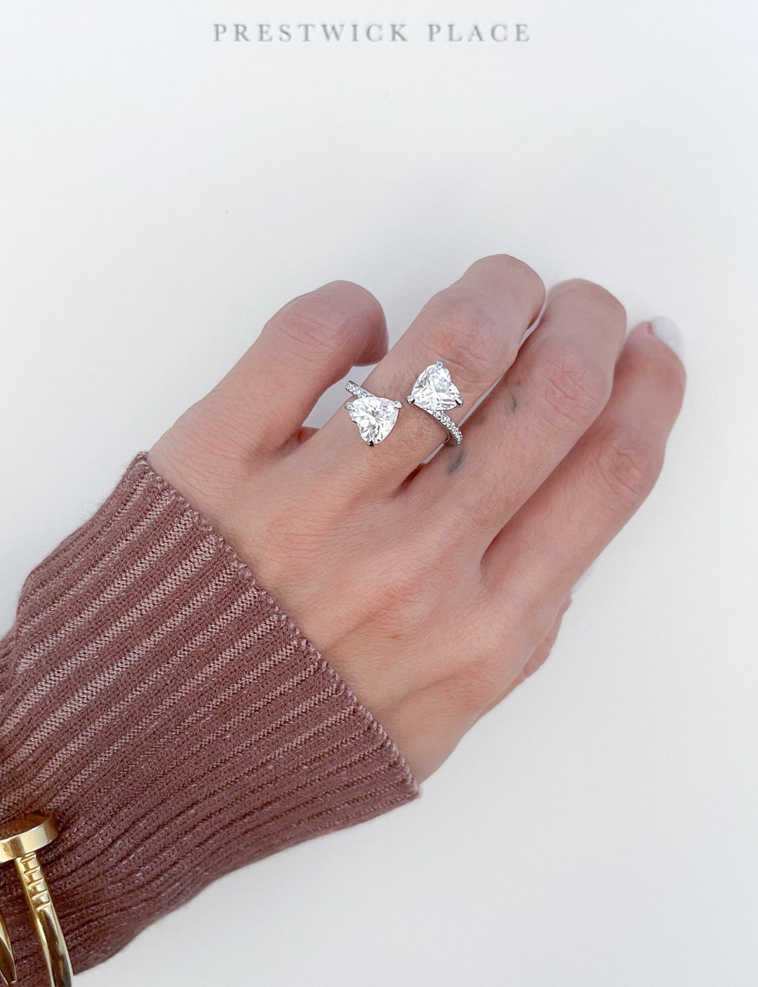 Lovestory Two-Stone Heart 2.0ct