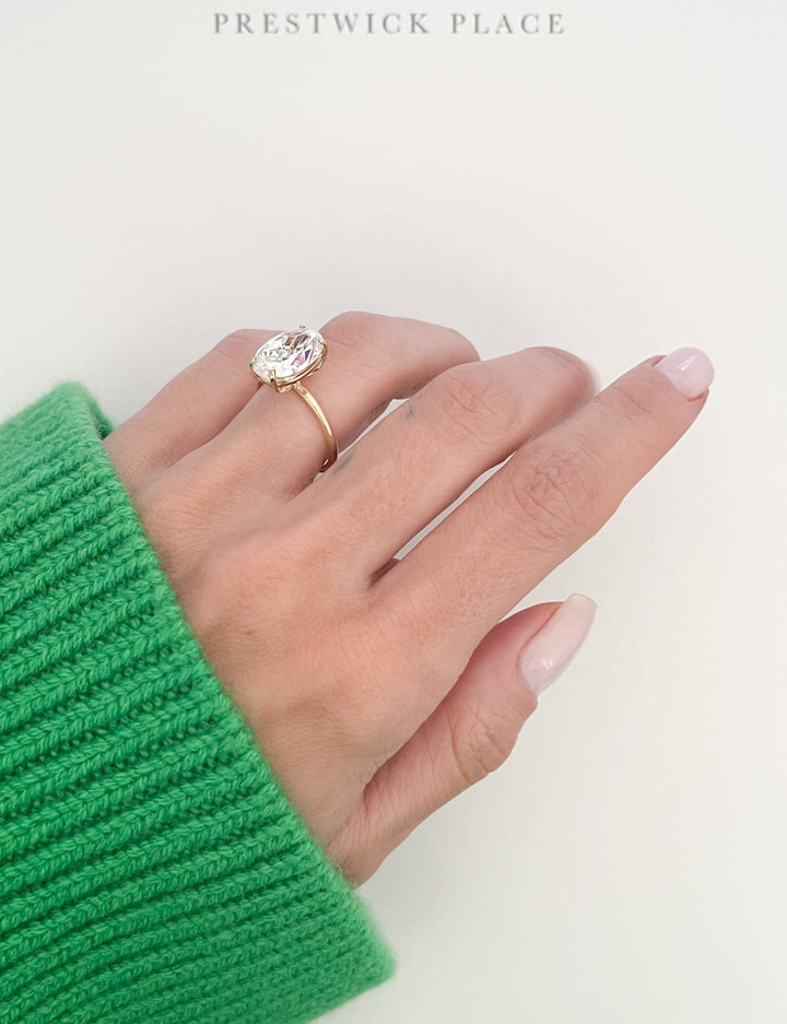 Skinny Crushed Ice Oval 4.40ct
