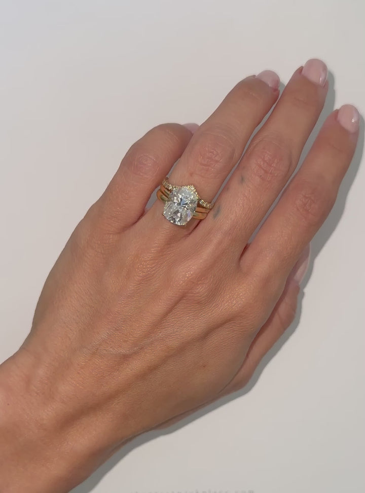 Elongated Cushion 5ct